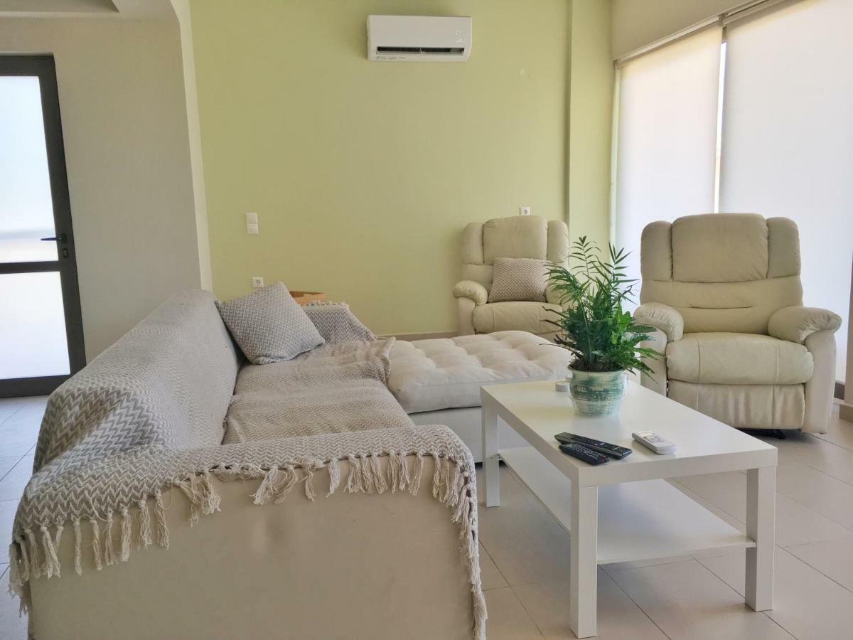 Stellar Beachhouse Gerani  エクステリア 写真